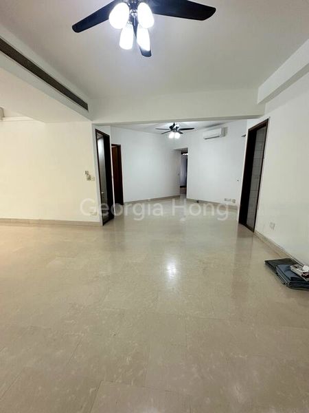 4 Bed Condo for Sale in  Duchess Crest - Image 7